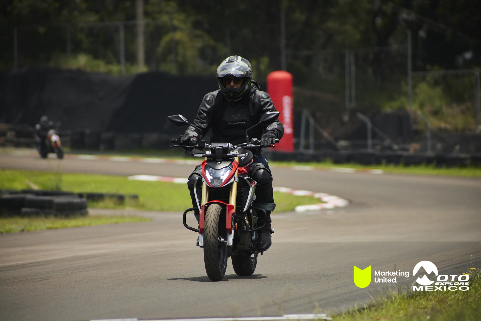 HUNK TRACKDAY 442